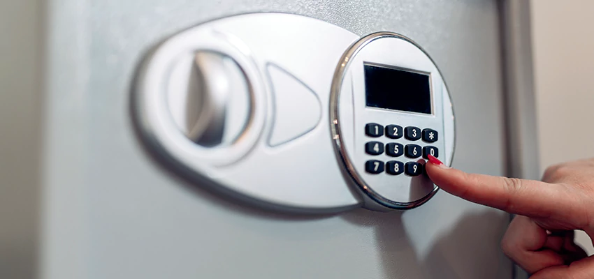 Jewelry Safe Cracking in Watsonville, California